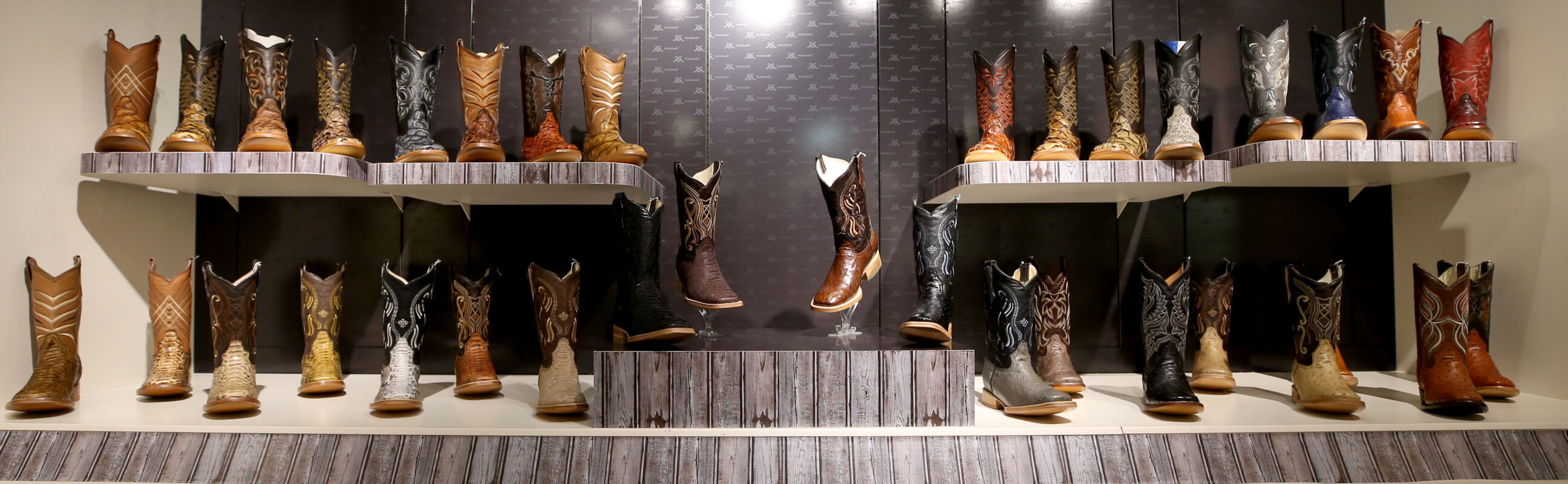 Rodeo style